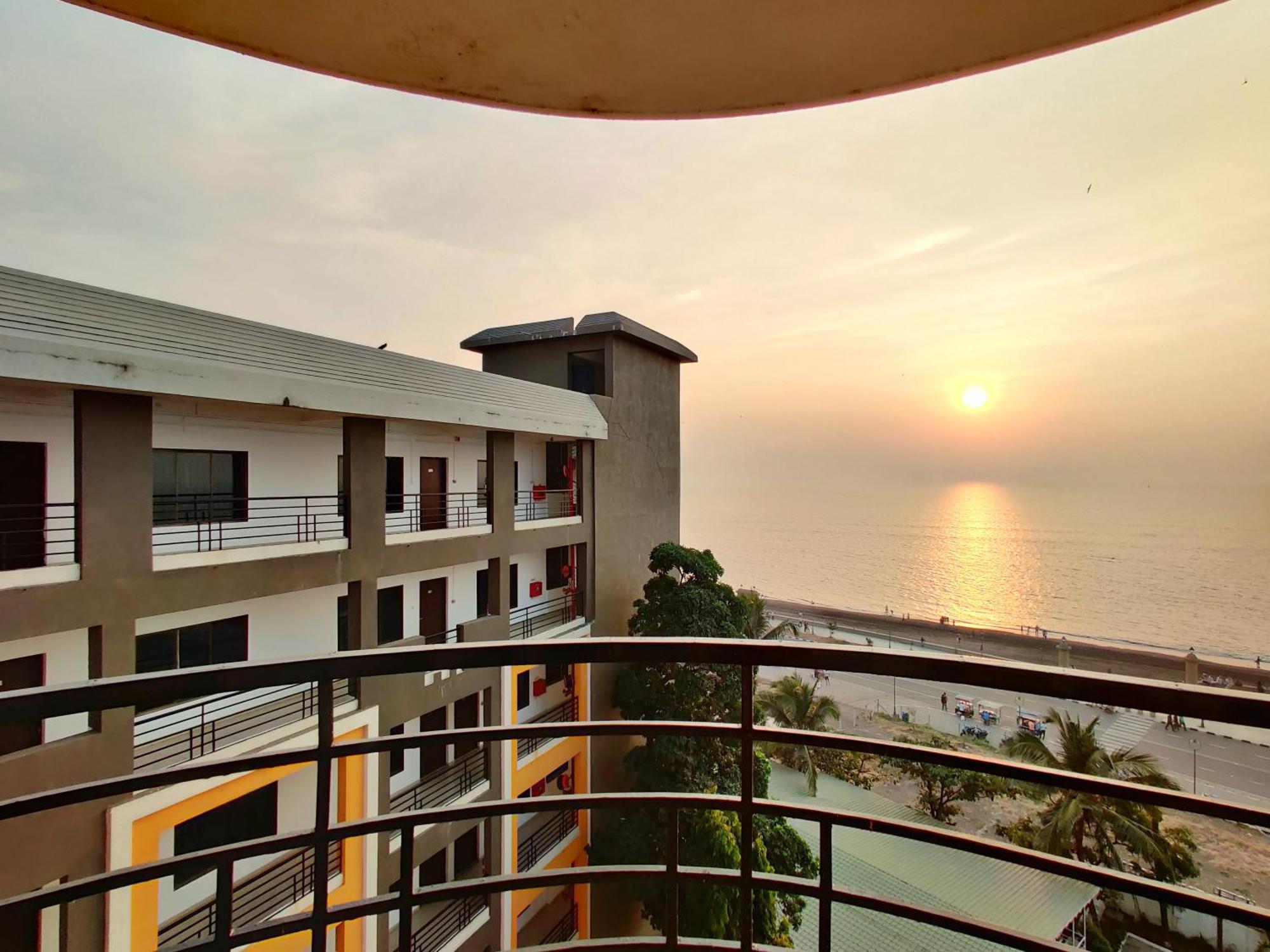 Golden Chariot Hotel Daman Zewnętrze zdjęcie